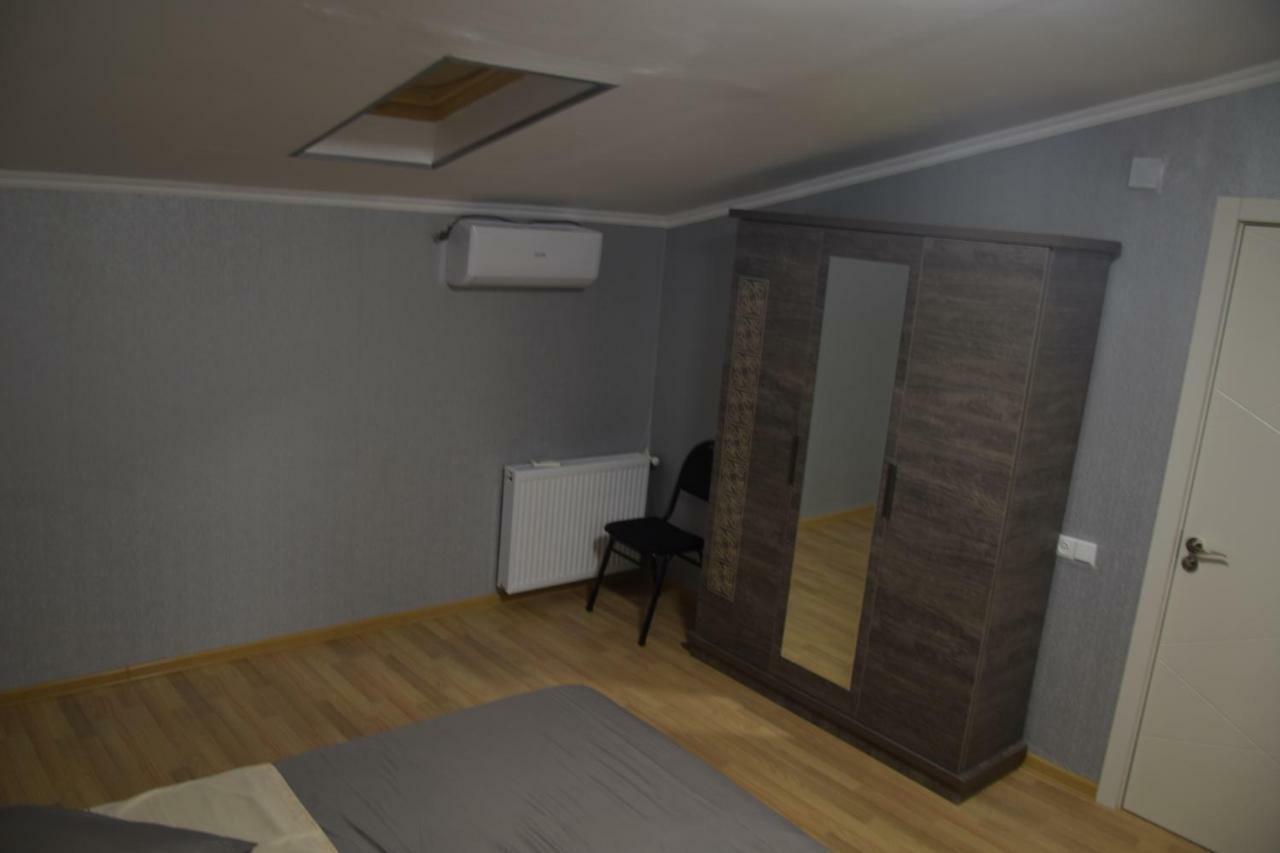 Gogoli Family Hotel Tbiliszi Kültér fotó